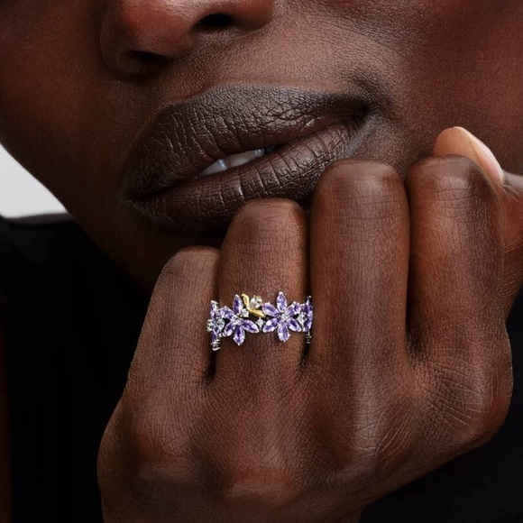 Pandora Silver and Purple Floral Ring - Picture 3 of 5